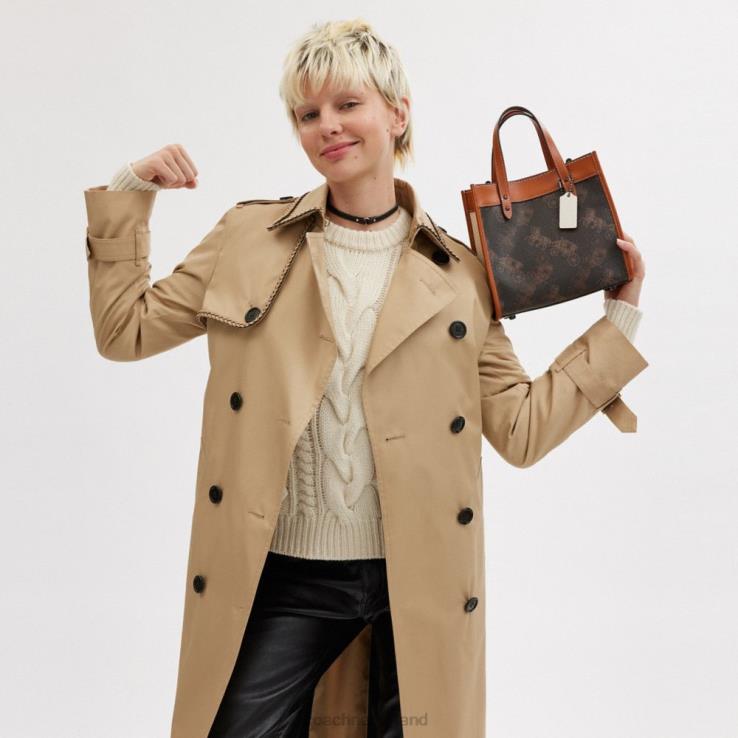 Coach vrouwen veldtas 22 met grote paard-en-koetsprint v5/truffel gepolijst amber 02264296