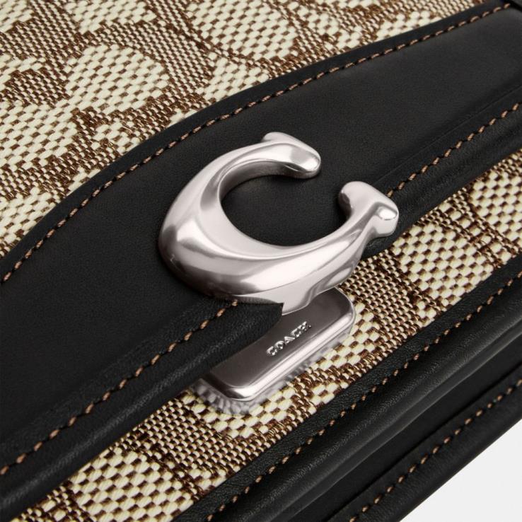Coach vrouwen bandiet heuptasje van kenmerkend jacquard lh/cacaozwart 0226411